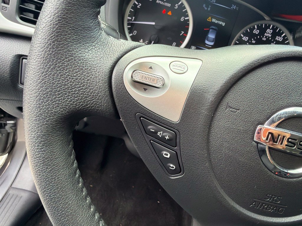 Used 2018 Nissan Sentra SR w/ Technology Package FWD image 17