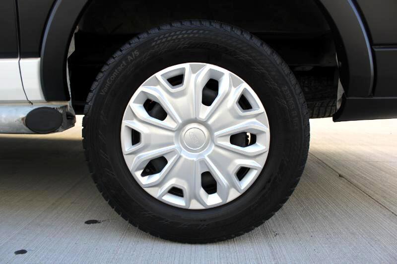 Used 2021 Ford Transit 250 Low Roof w/ Exterior Upgrade Package image 26