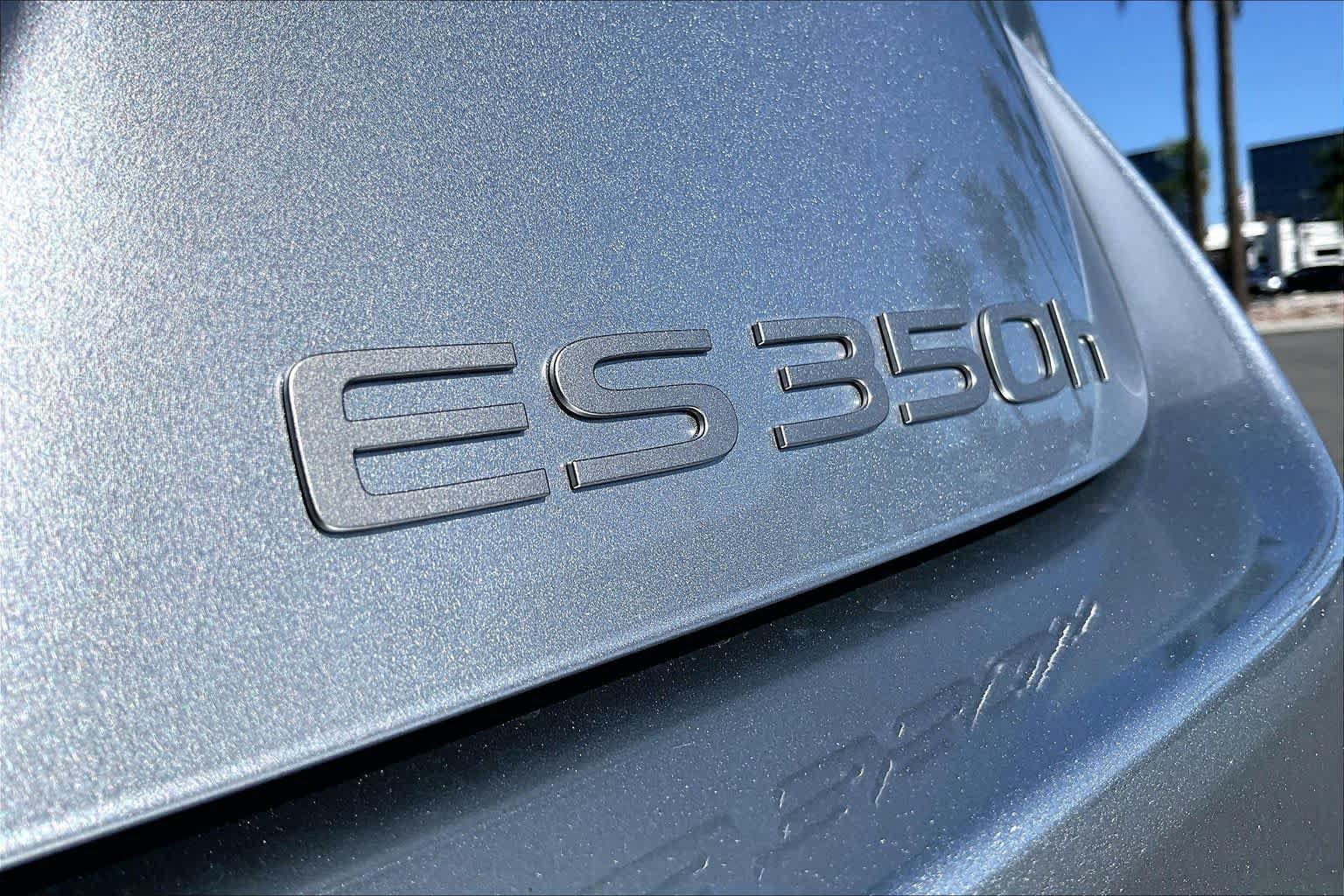 New 2026 Lexus ES 350h w/ Convenience Package FWD image 8
