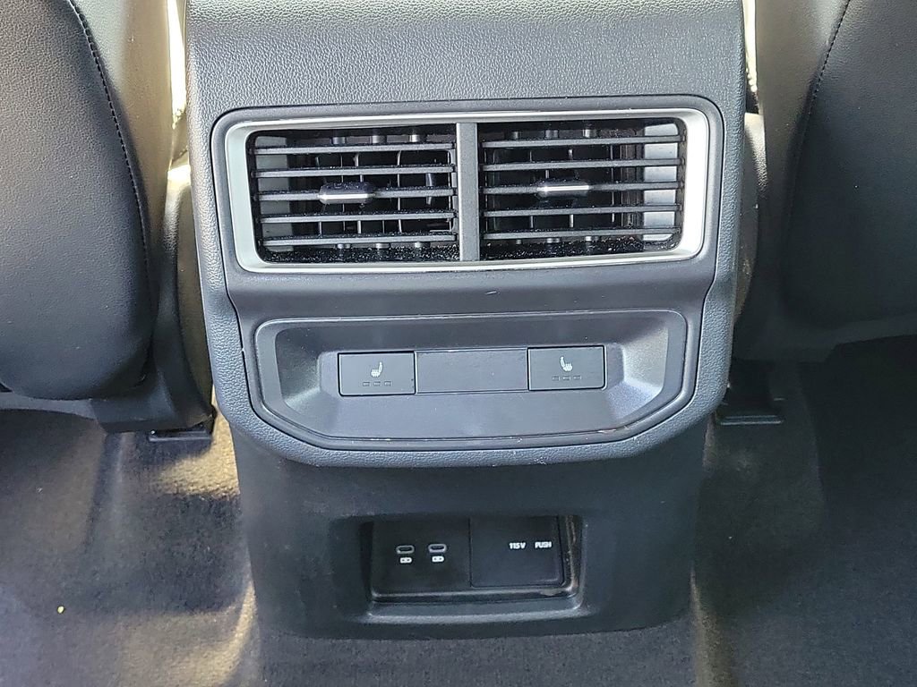 Used 2024 Volkswagen Atlas Cross Sport SEL R-Line AWD/4WD image 13