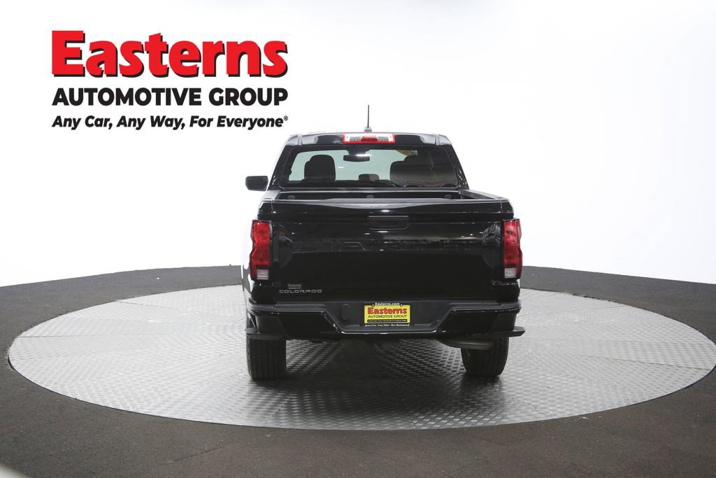 Used 2023 Chevrolet Colorado W/T RWD image 33