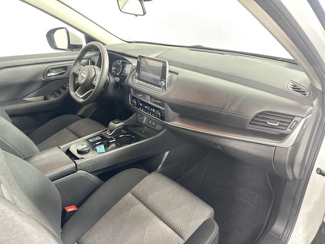Used 2024 Nissan Rogue SV AWD/4WD image 28