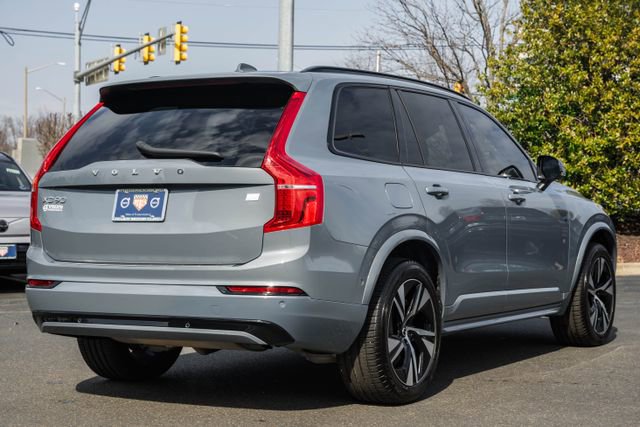 Used 2022 Volvo XC90 T8 R-Design w/ Advanced Package image 5