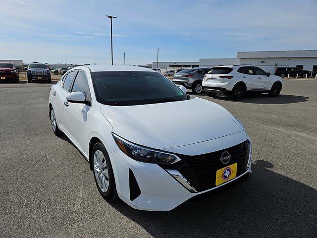 Used 2025 Nissan Sentra S image 7