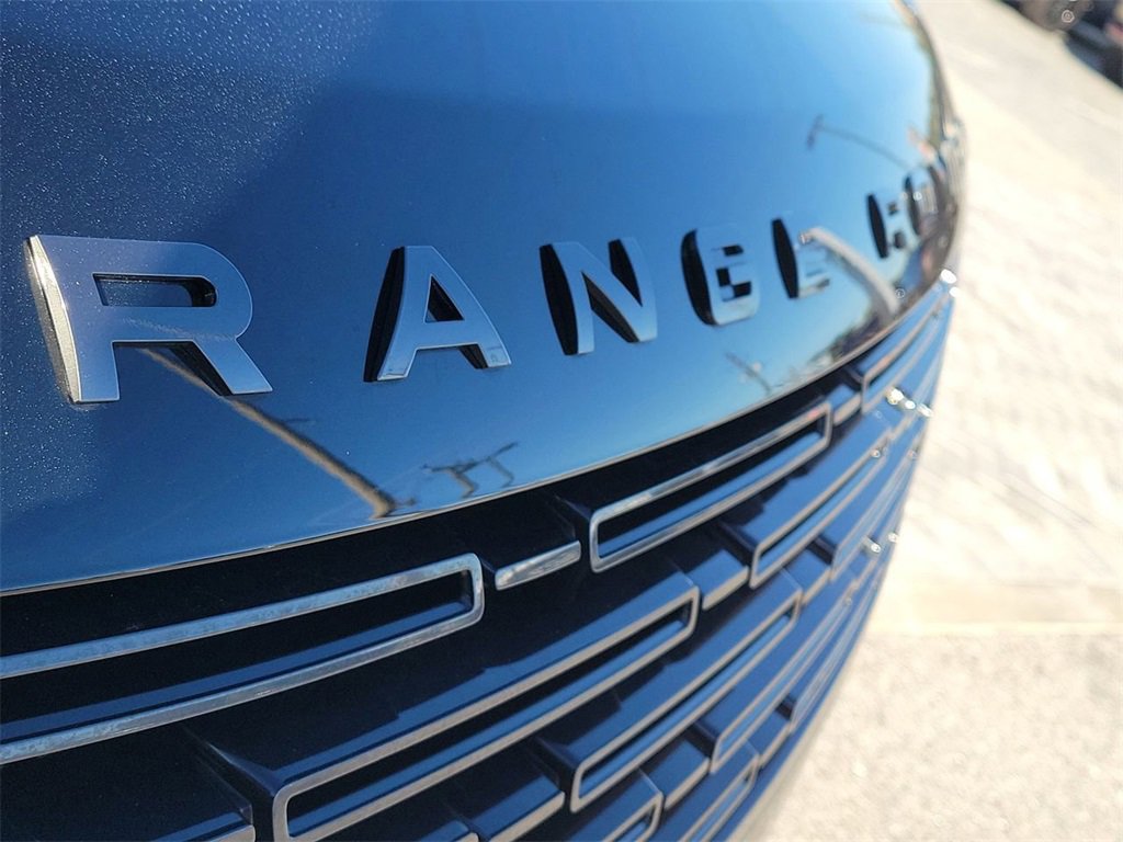 Used 2023 Land Rover Range Rover SE image 9