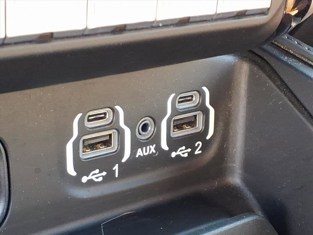 Used 2022 RAM 2500 Limited image 14