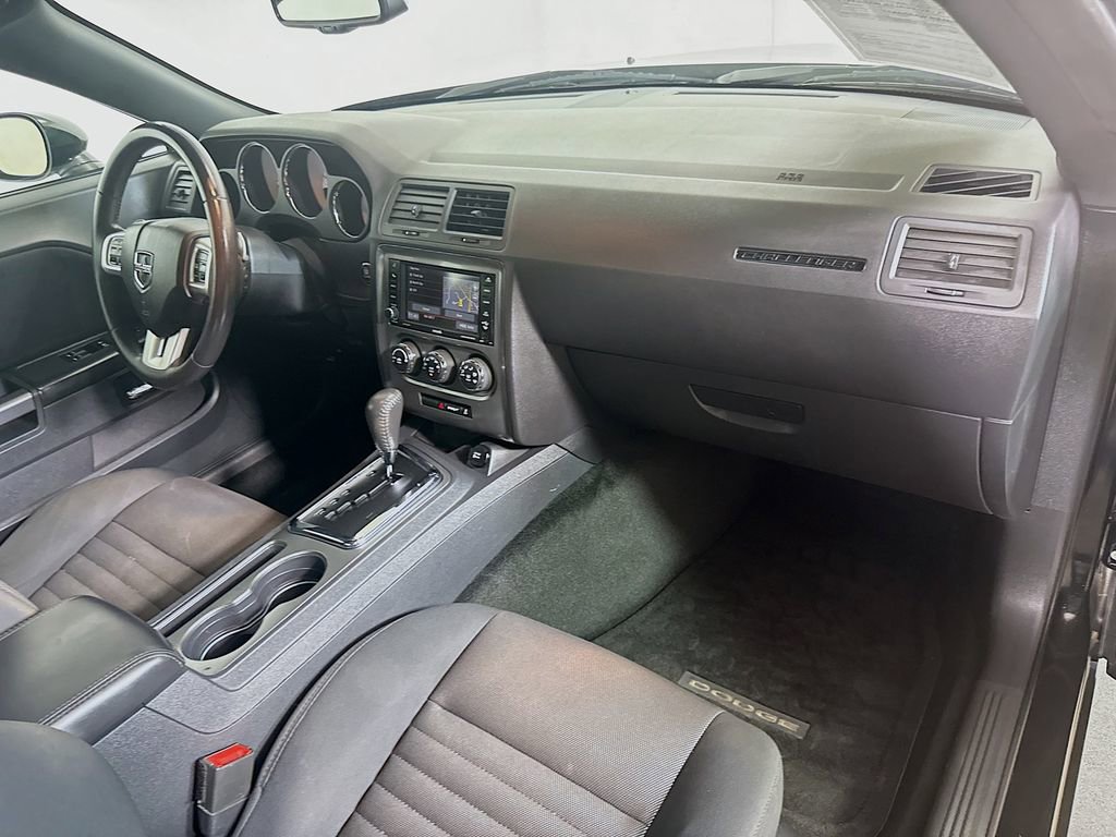 Used 2014 Dodge Challenger R/T w/ Sound Group II RWD image 27