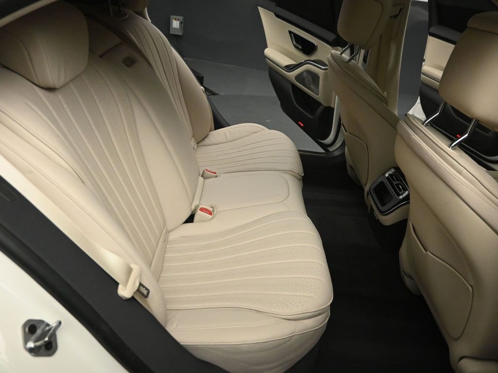 Used 2022 Mercedes-Benz S 500 4MATIC image 22