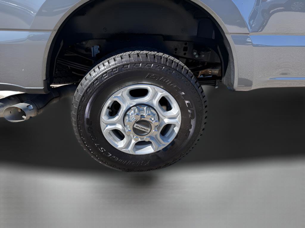 Used 2026 Ford F350 XLT w/ FX4 Off-Road Package AWD/4WD image 26