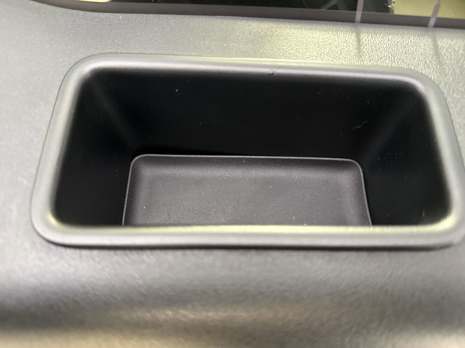 Used 2022 Land Rover Defender 90 X AWD/4WD image 32