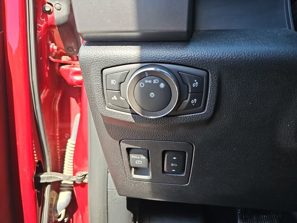 Used 2019 Ford F150 XLT w/ Equipment Group 302A Luxury image 25