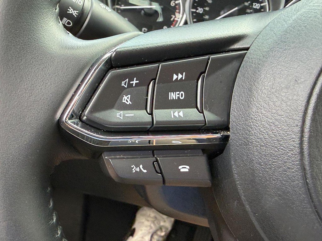Used 2025 MAZDA CX-5 AWD 2.5 S w/ Preferred Package image 18
