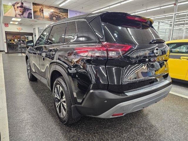 Used 2021 Nissan Rogue SV FWD image 7
