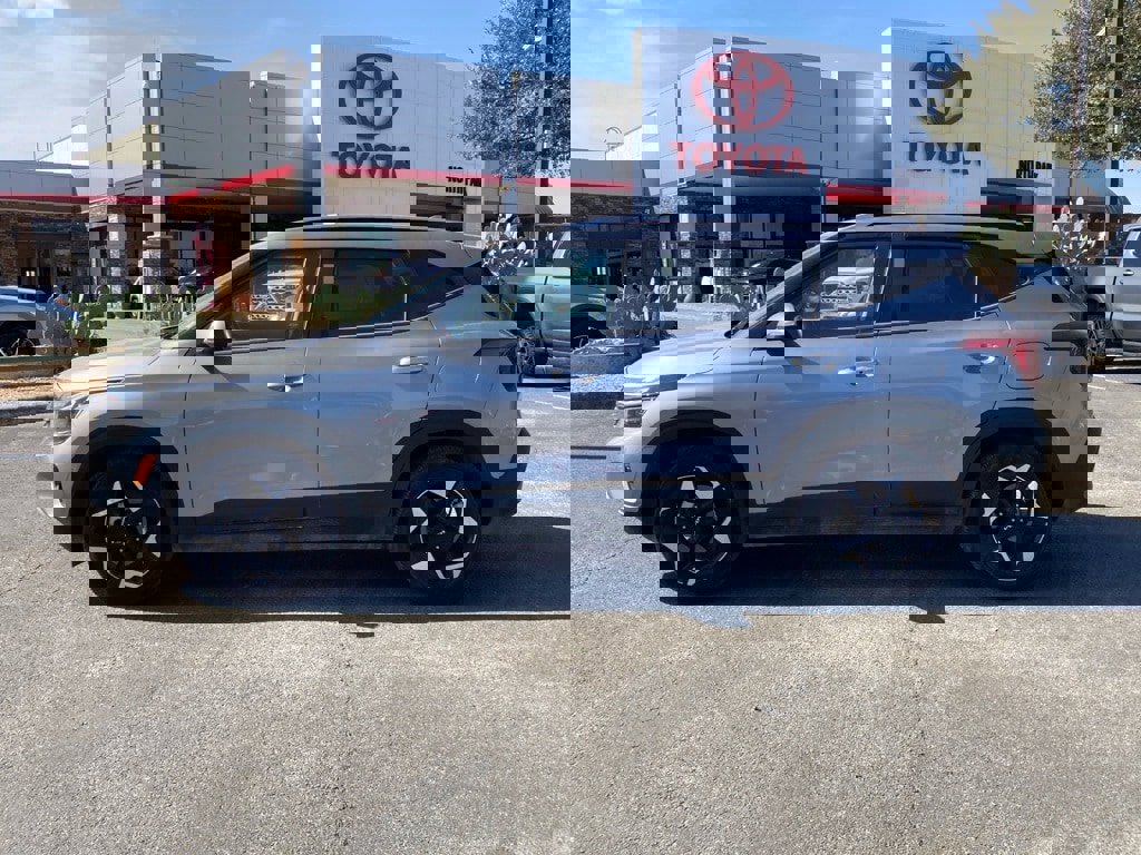 Used 2025 Kia Seltos S image 6