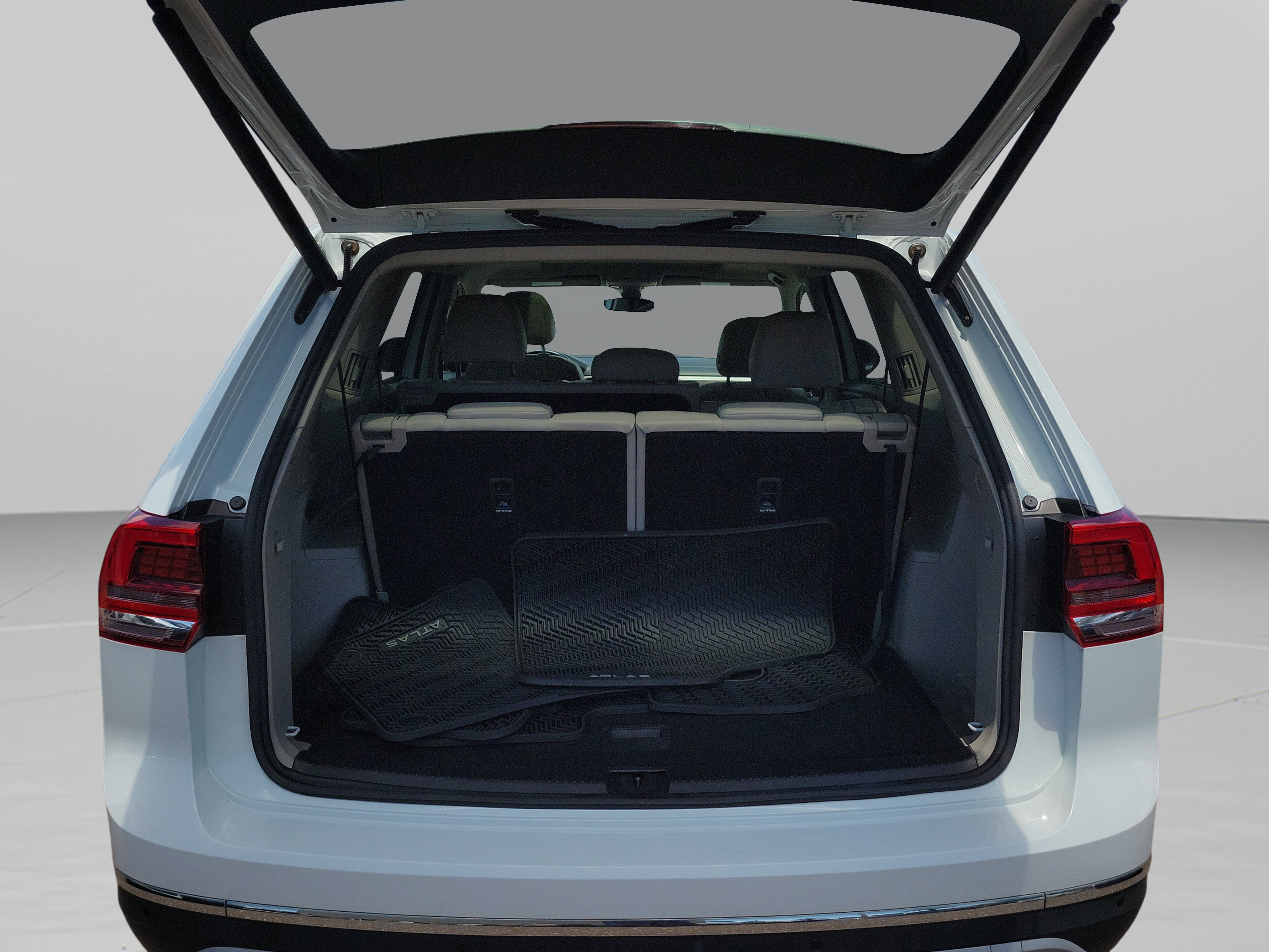 Used 2019 Volkswagen Atlas SEL FWD image 28