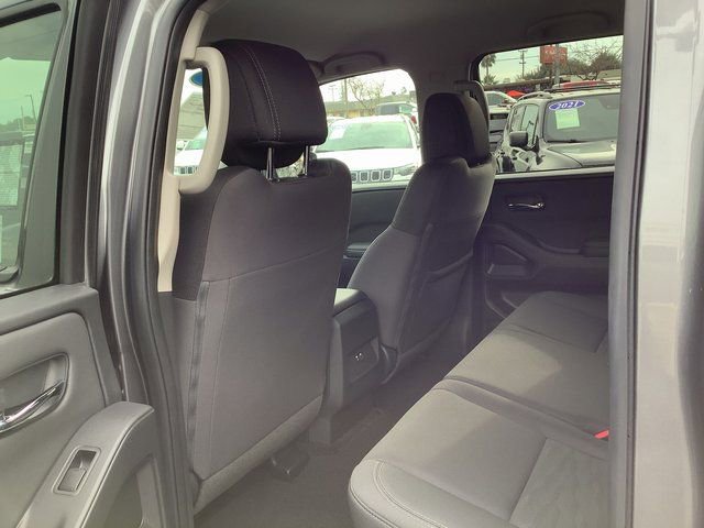 Used 2024 Nissan Frontier SV w/ Technology Package image 20