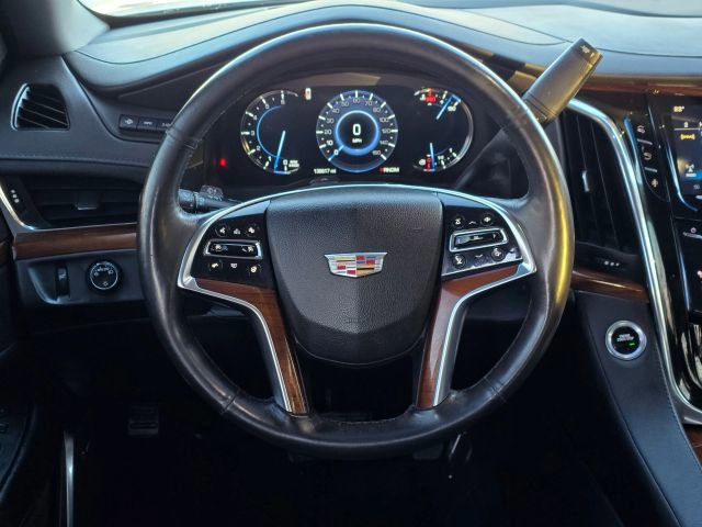 Used 2016 Cadillac Escalade Luxury image 23