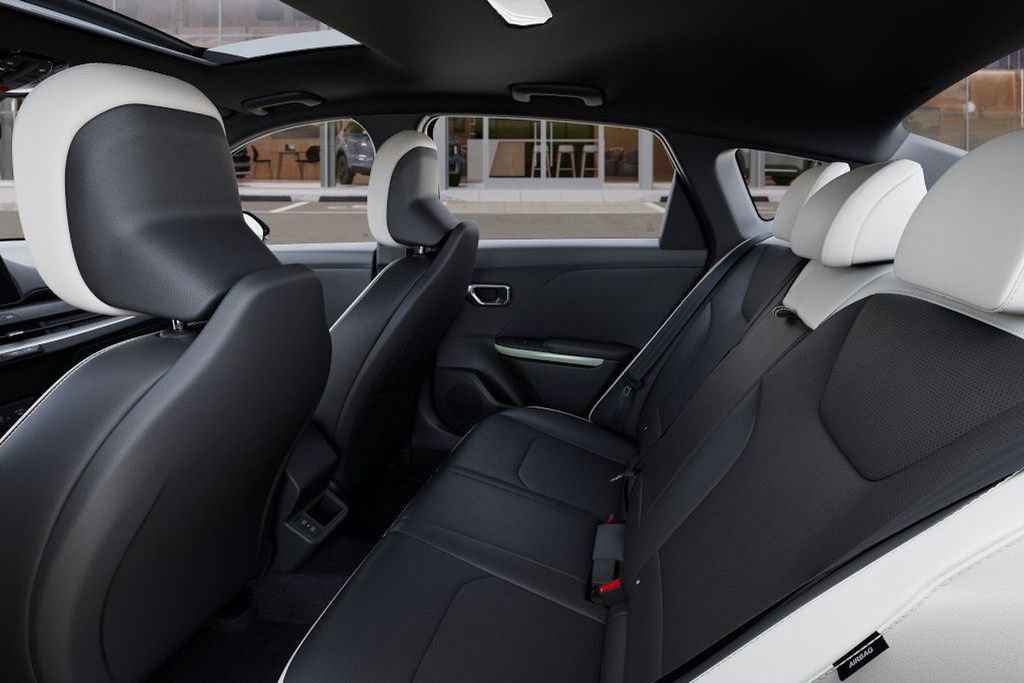 New 2026 Kia K4 GT-Line w/ GT-Line Premium Package FWD image 22