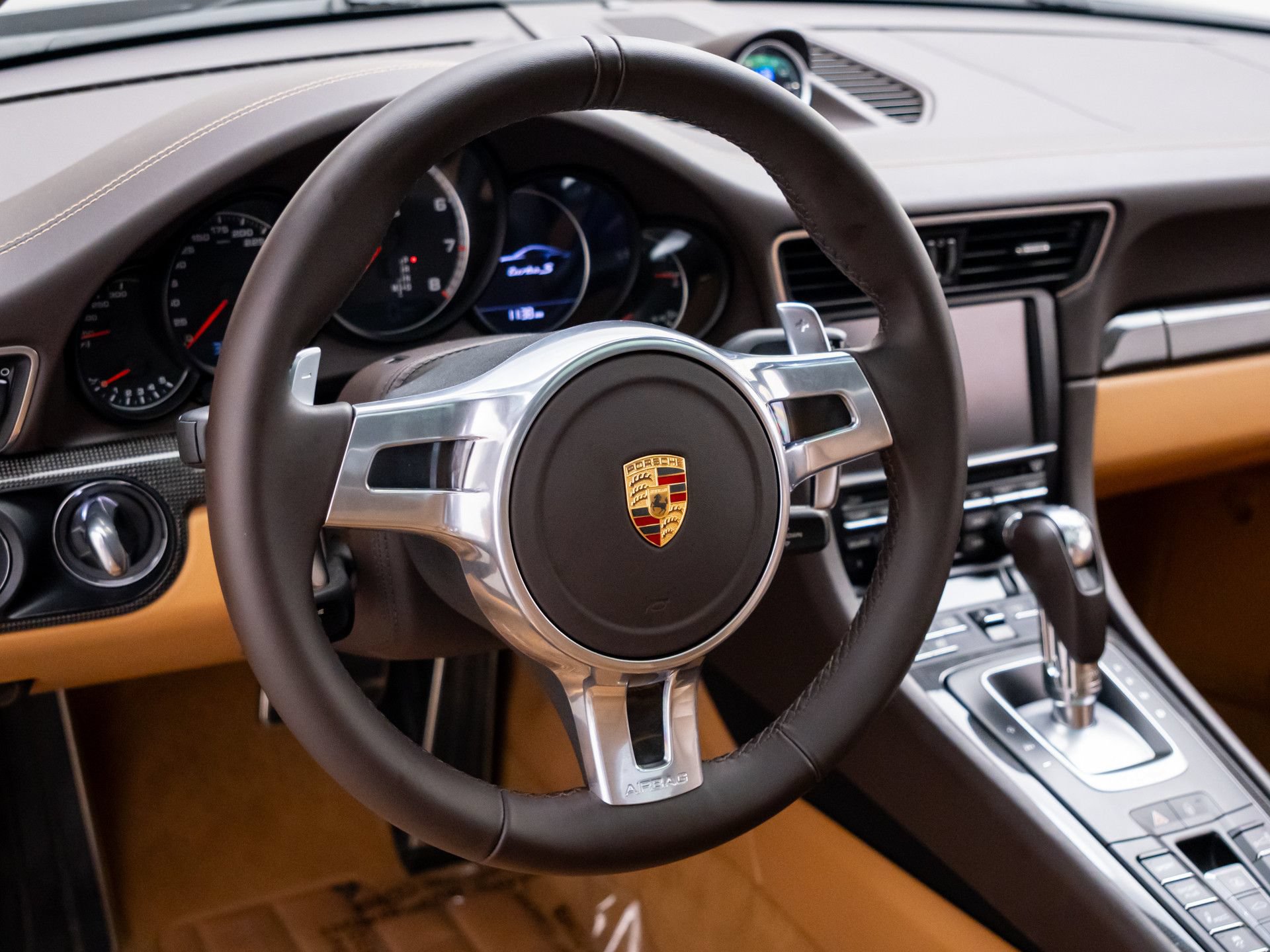 Used 2015 Porsche 911 Turbo S AWD/4WD image 12