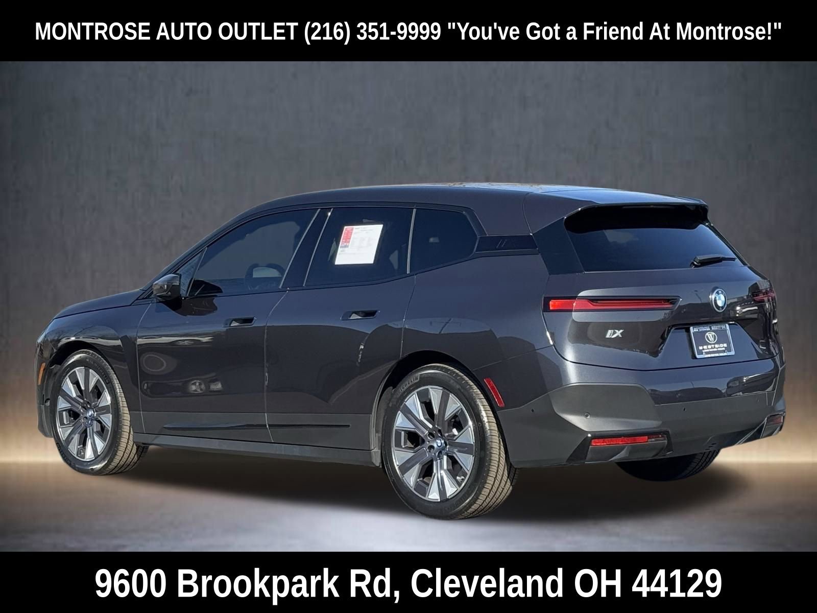 Used 2022 BMW iX xDrive50 w/ Convenience Package image 6