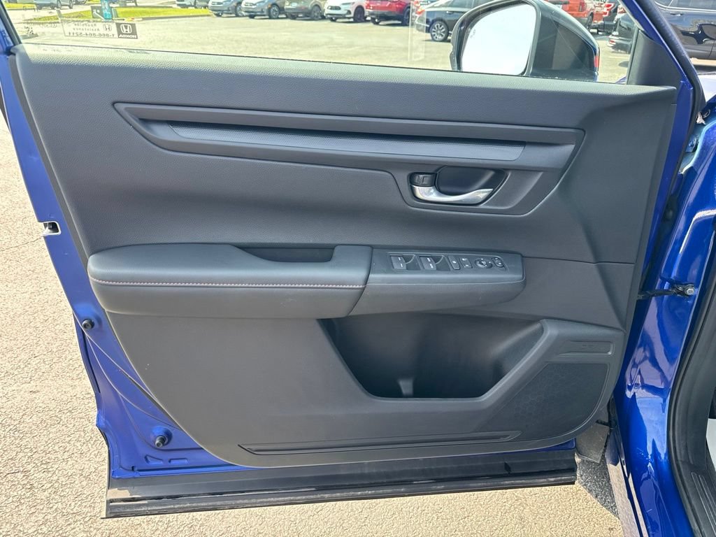 Certified 2025 Honda CR-V Sport image 31