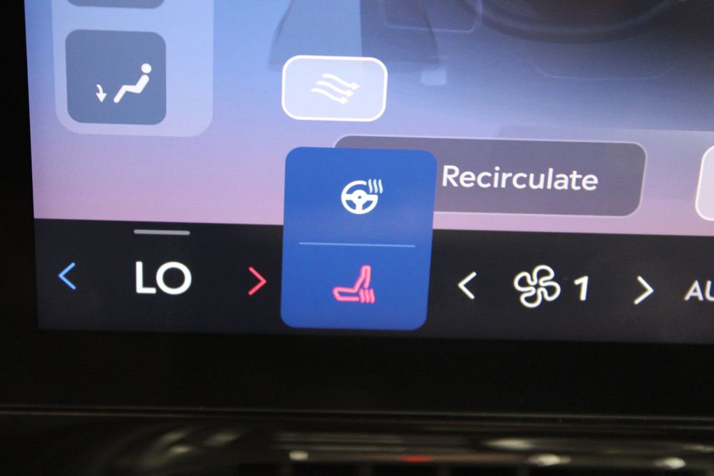 New 2026 Lincoln Nautilus Premier AWD/4WD image 48