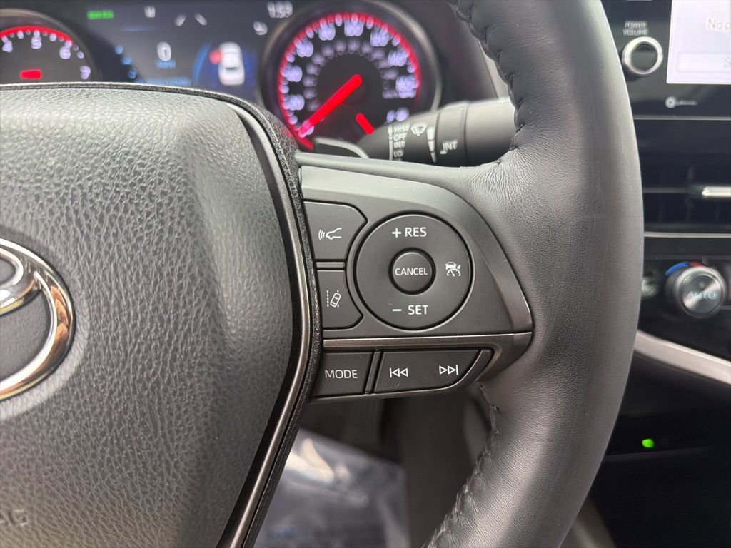 Used 2021 Toyota Camry XSE AWD/4WD image 13