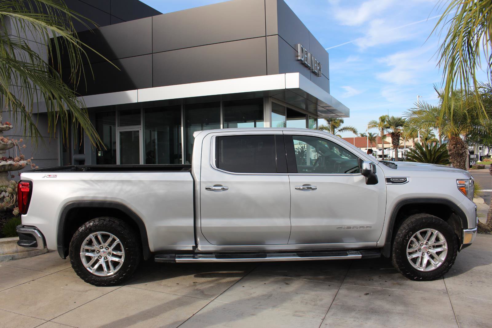 Used 2019 GMC Sierra 1500 SLT w/ SLT Premium Plus Package image 10