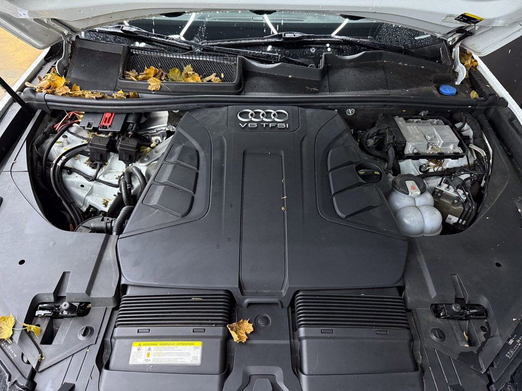 Used 2018 Audi Q7 3.0T Premium Plus w/ Premium Plus Package image 31