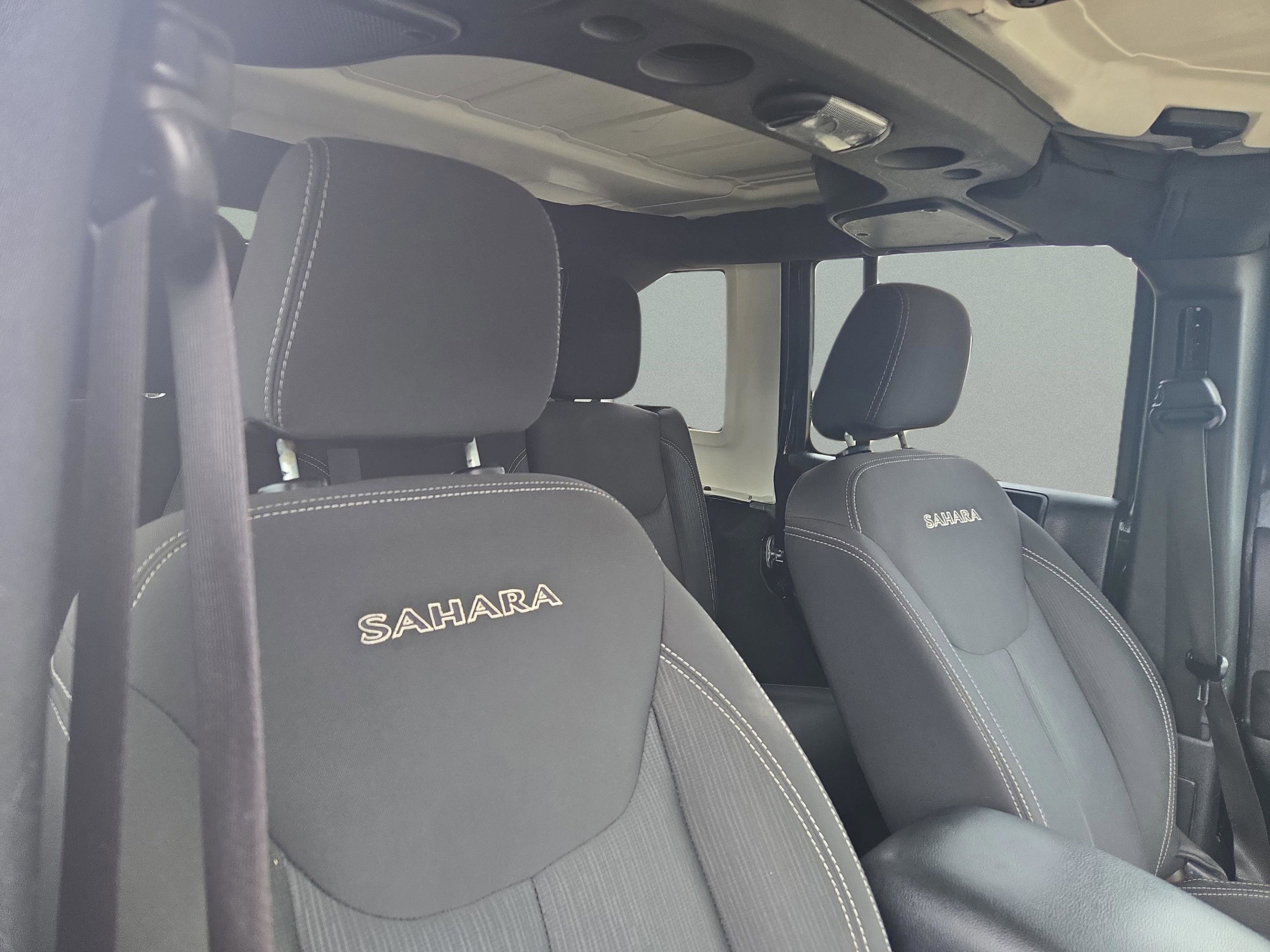 Used 2017 Jeep Wrangler Unlimited Sahara image 28