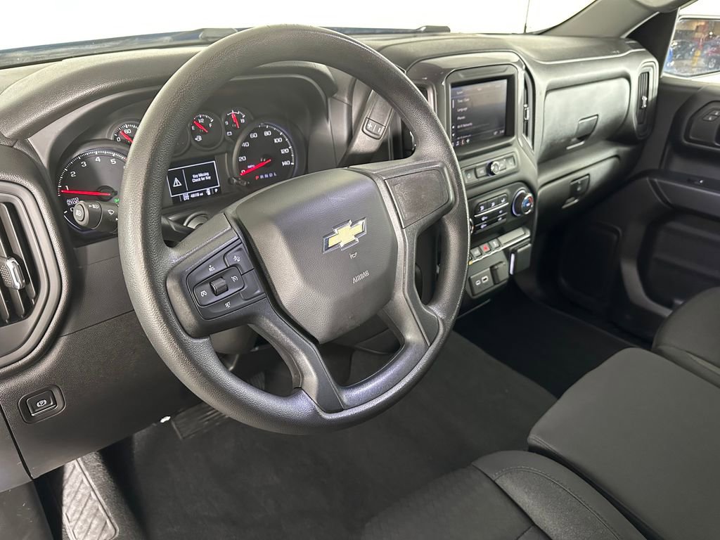 Used 2022 Chevrolet Silverado 1500 Custom image 11
