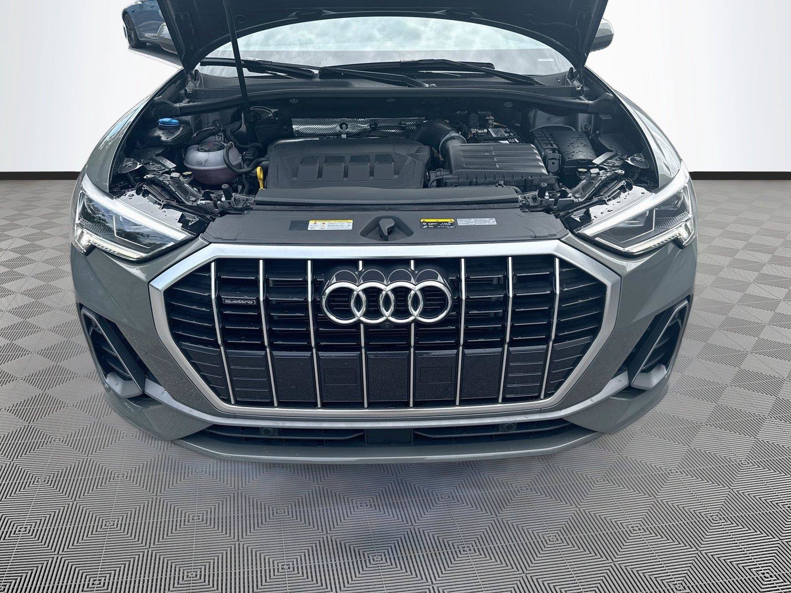 Used 2023 Audi Q3 2.0T Premium Plus w/ Premium Plus Package AWD/4WD image 31