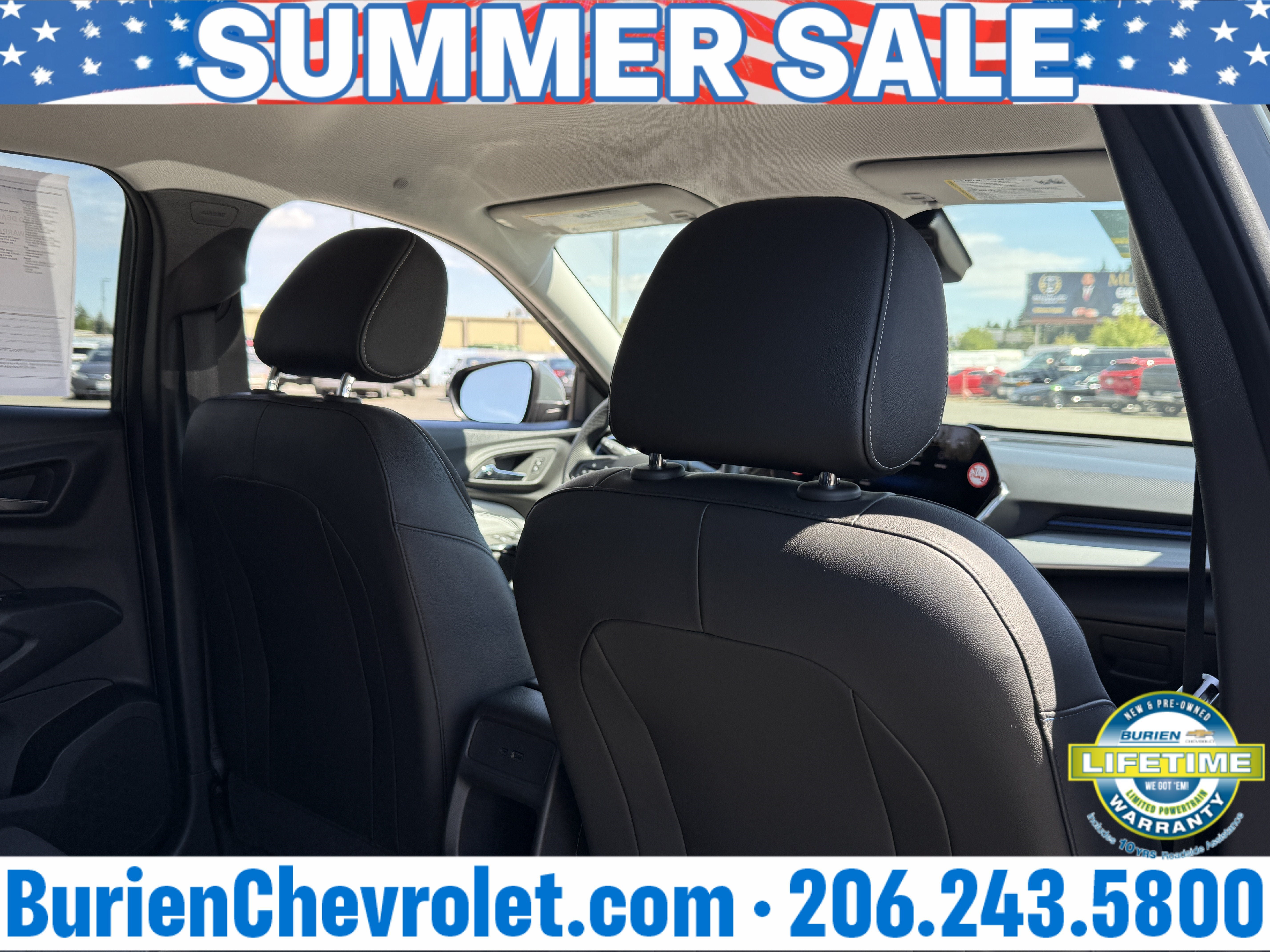 Used 2025 Chevrolet Trax LT FWD image 24
