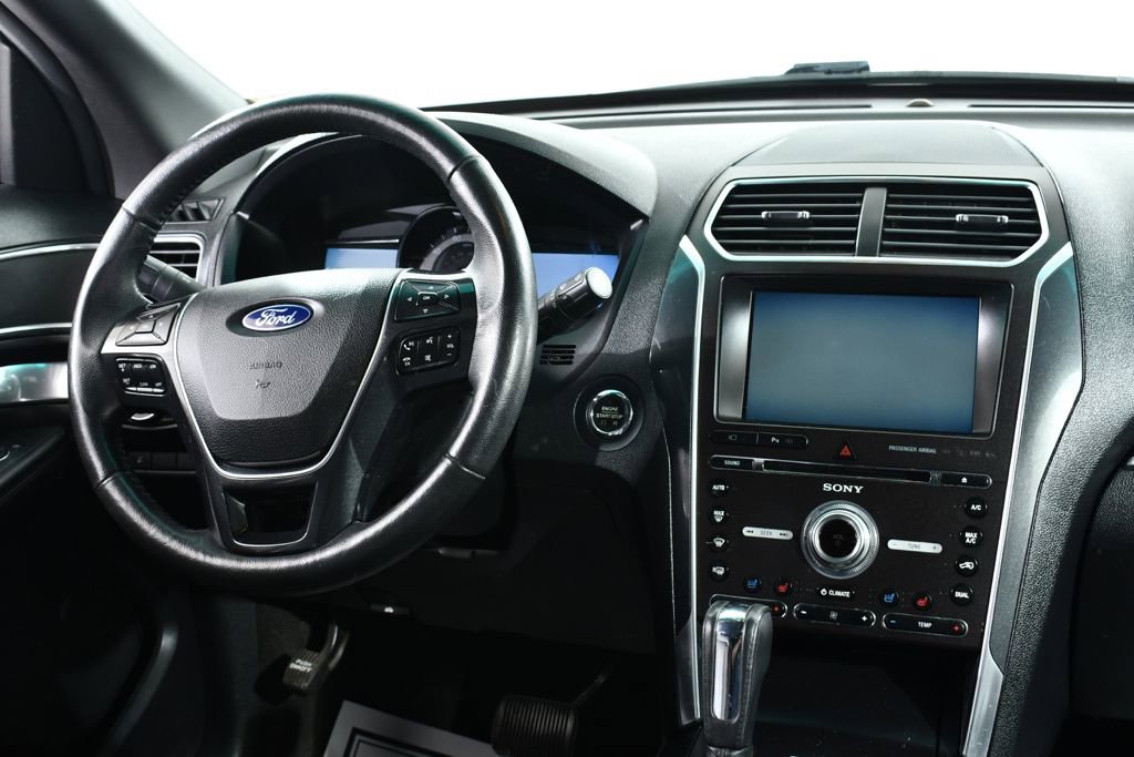 Used 2016 Ford Explorer Limited AWD/4WD image 8