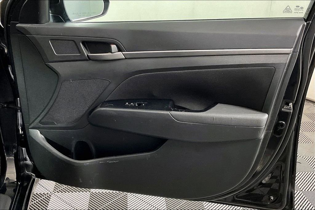 Used 2018 Hyundai Elantra Value Edition image 26