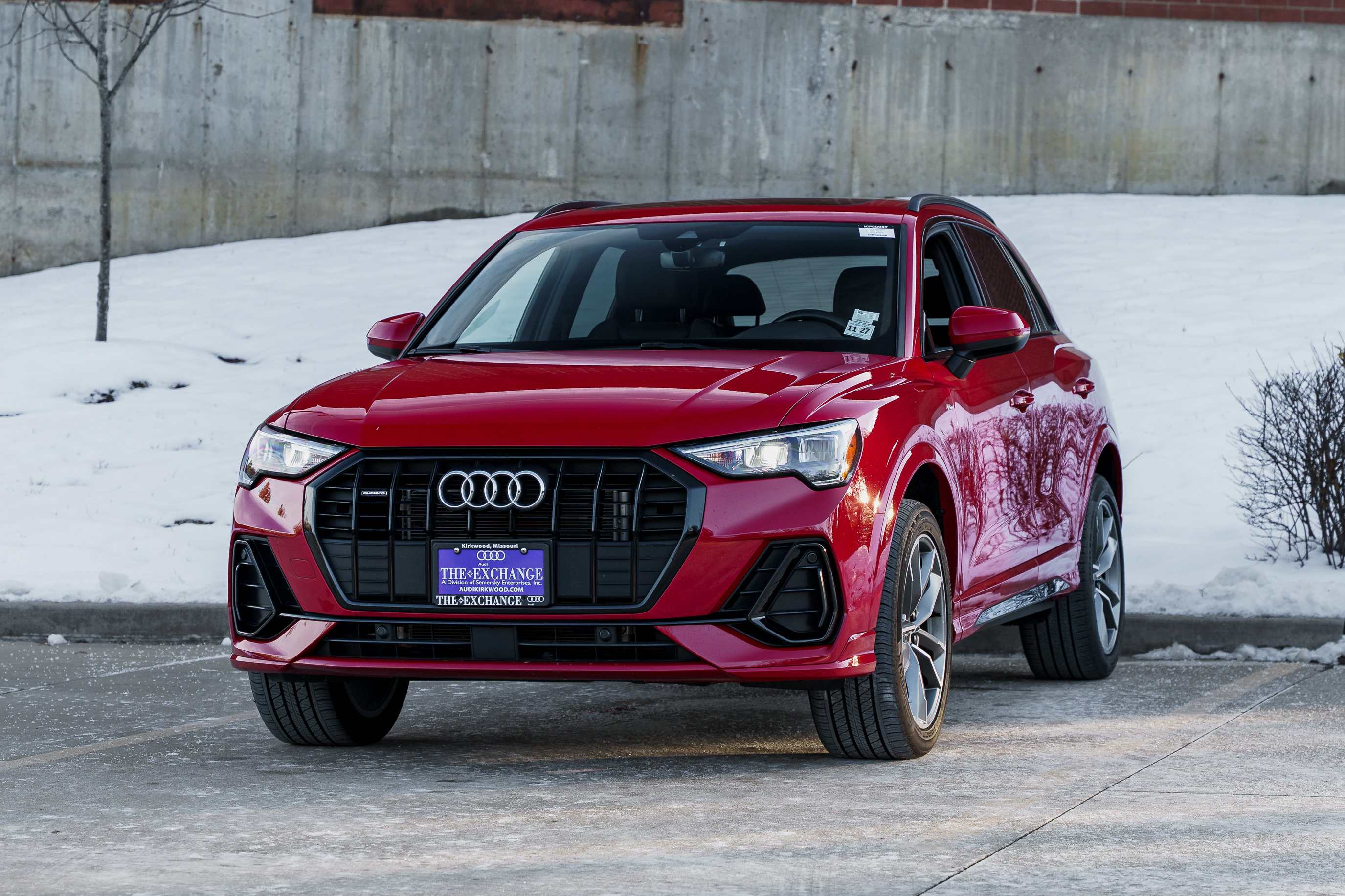 Used 2022 Audi Q3 2.0T Premium w/ Black Optic Sport Package image 7