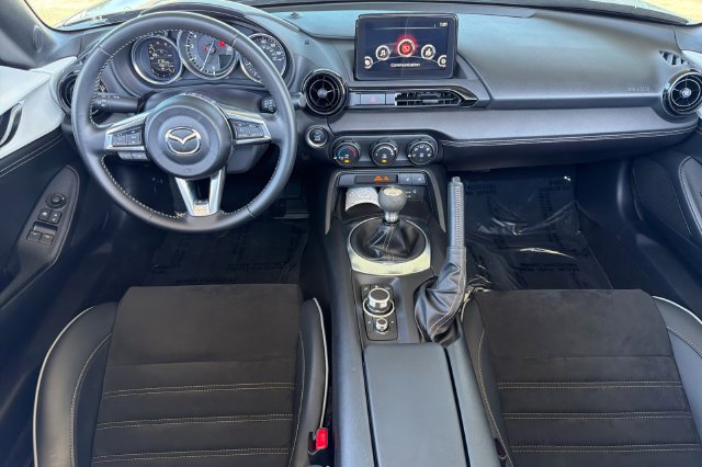 Used 2023 MAZDA MX-5 Miata Club w/ Brembo/BBS Recaro Package RWD image 17