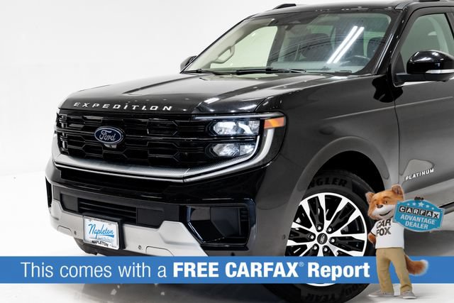 Used 2025 Ford Expedition Platinum AWD/4WD image 2