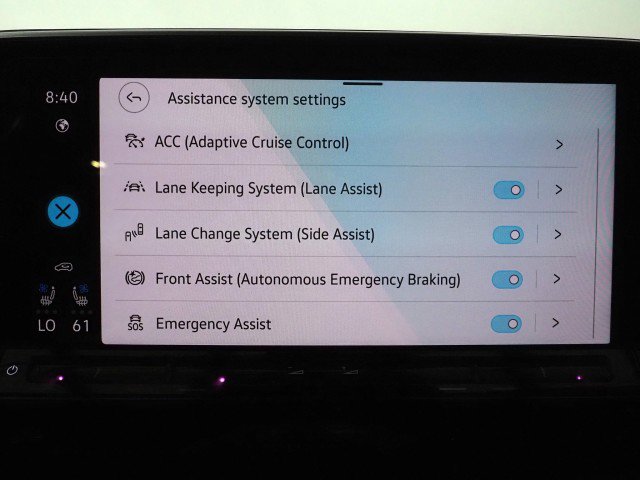 Used 2024 Volkswagen Atlas SE w/ Technology Package image 28