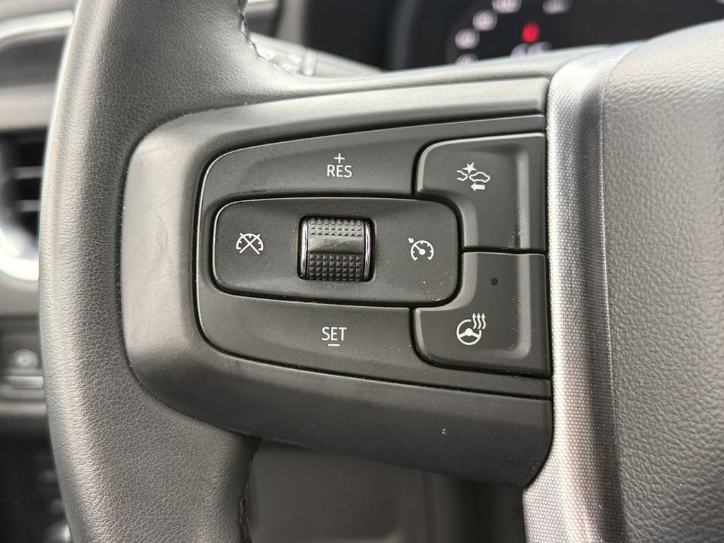 Used 2023 GMC Yukon SLT w/ SLT Luxury Package AWD/4WD image 25