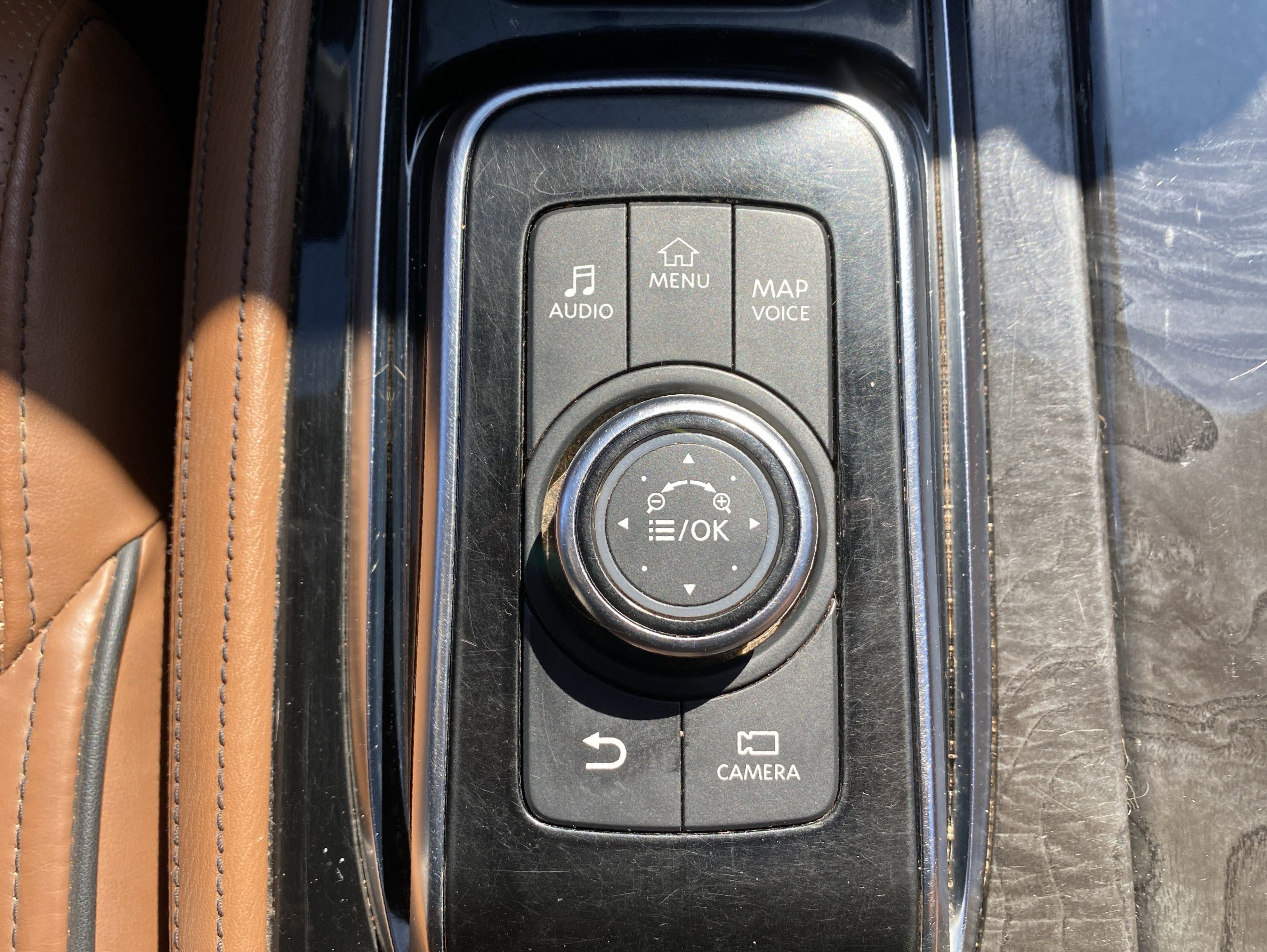 Used 2023 INFINITI QX80 Sensory w/ Cargo Package image 43