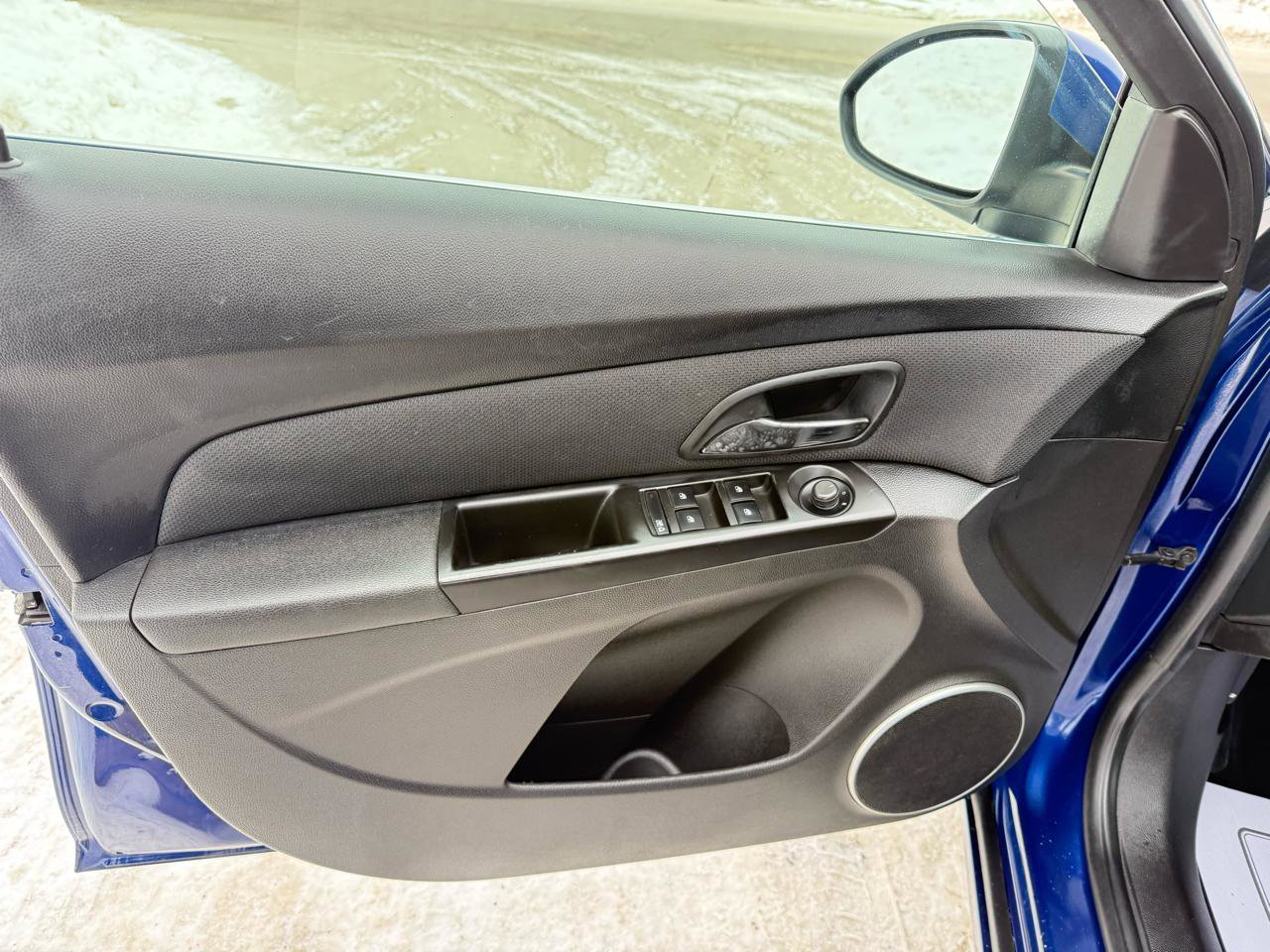 Used 2012 Chevrolet Cruze LT image 12