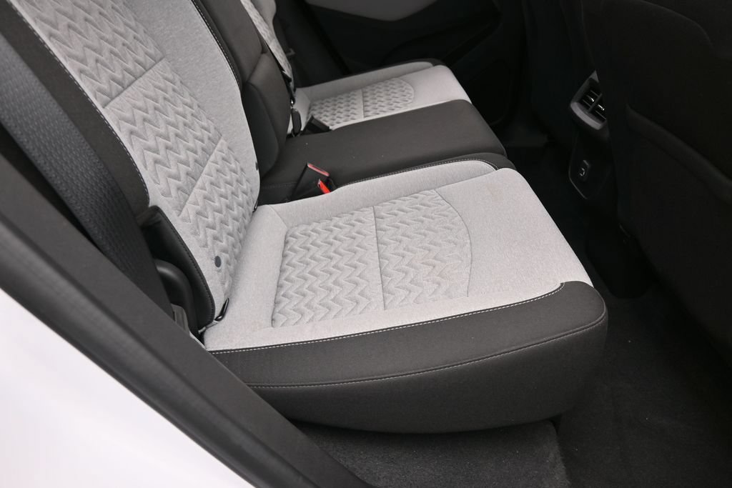 Used 2024 Chevrolet Equinox LS w/ Driver Confidence II Package FWD image 34