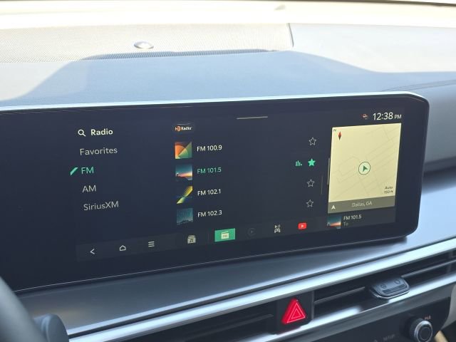 Used 2025 Kia Sorento EX w/ Panoramic Sunroof Package image 34