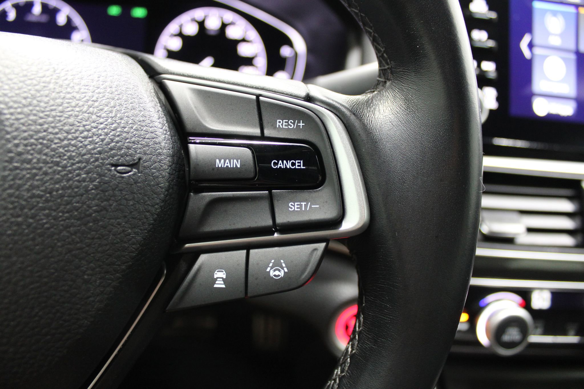 Used 2020 Honda Accord Sport image 35