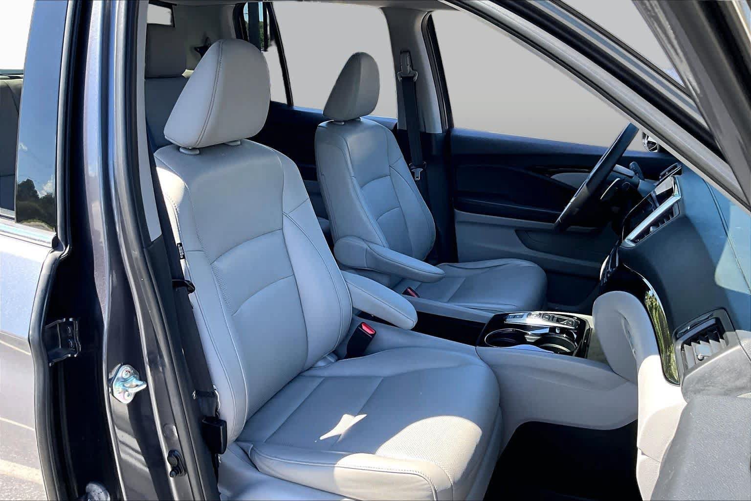 Used 2020 Honda Ridgeline RTL-E image 9