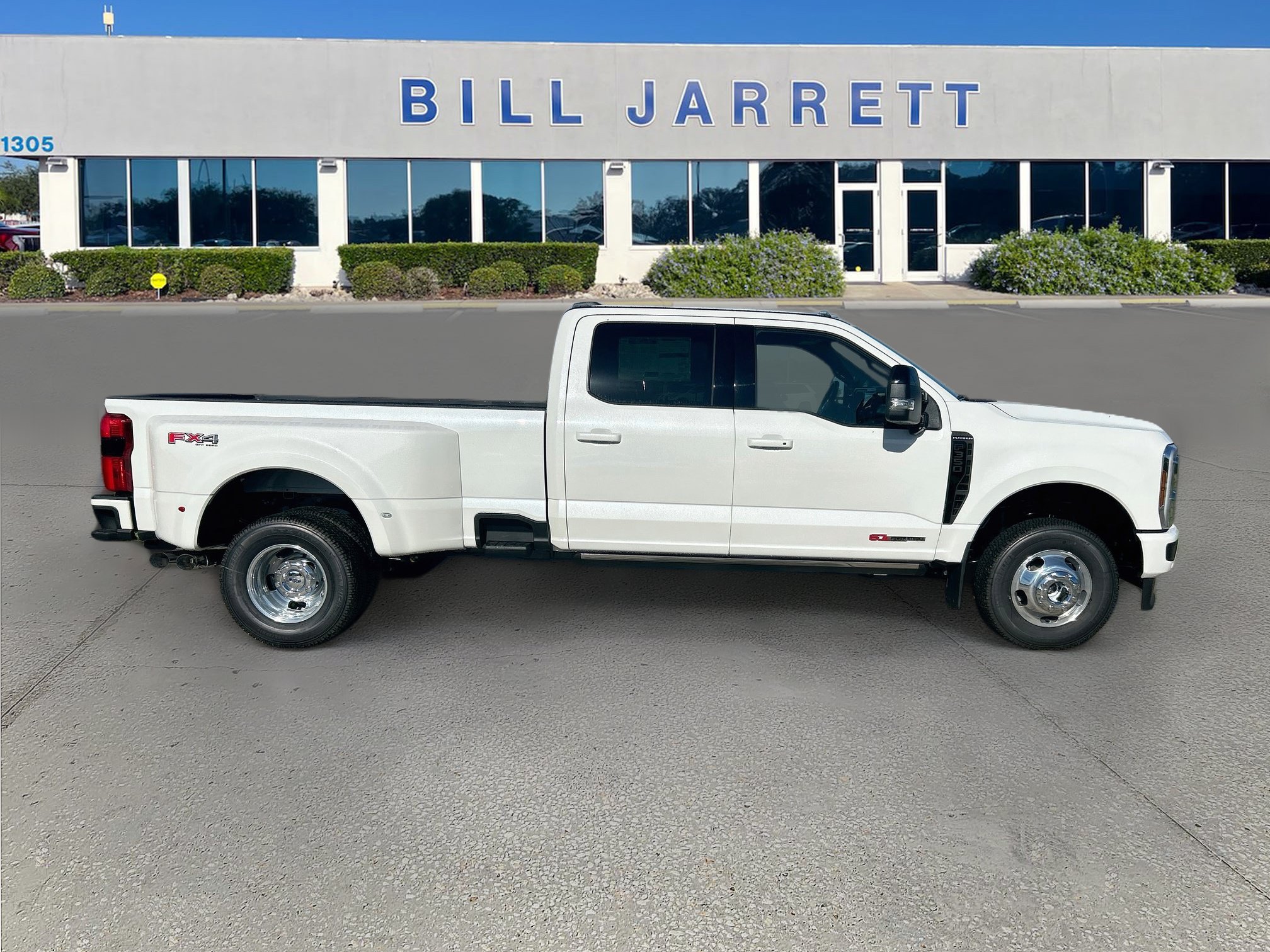 New 2026 Ford F350 Platinum AWD/4WD image 3