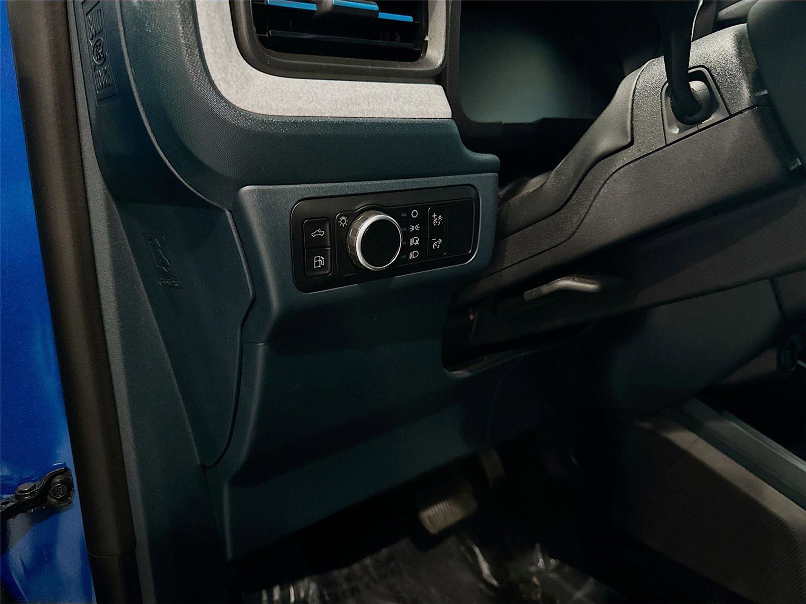 Used 2025 Ford Maverick XLT w/ XLT Luxury Package image 7