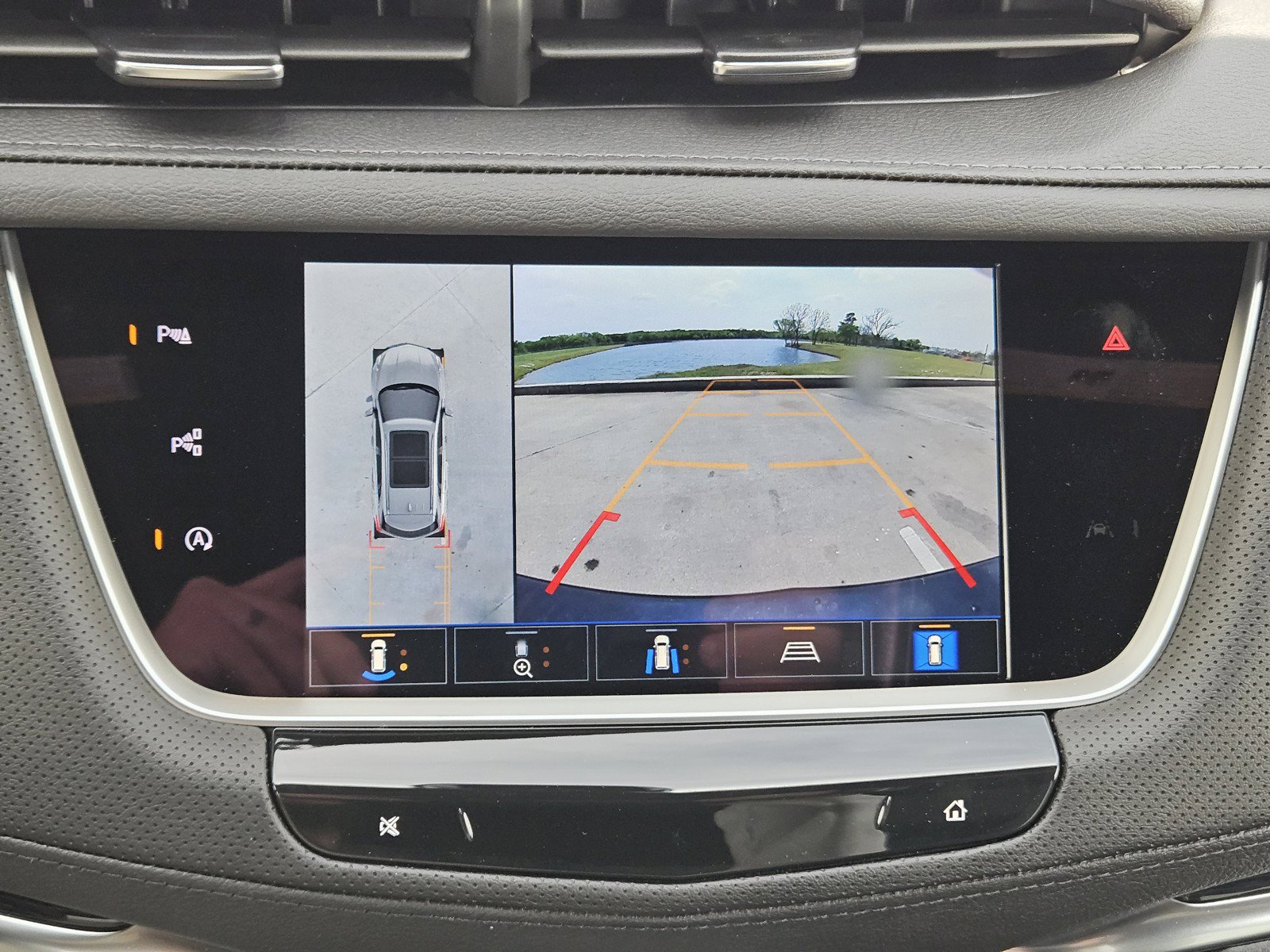 New 2026 Cadillac XT5 Luxury FWD image 12