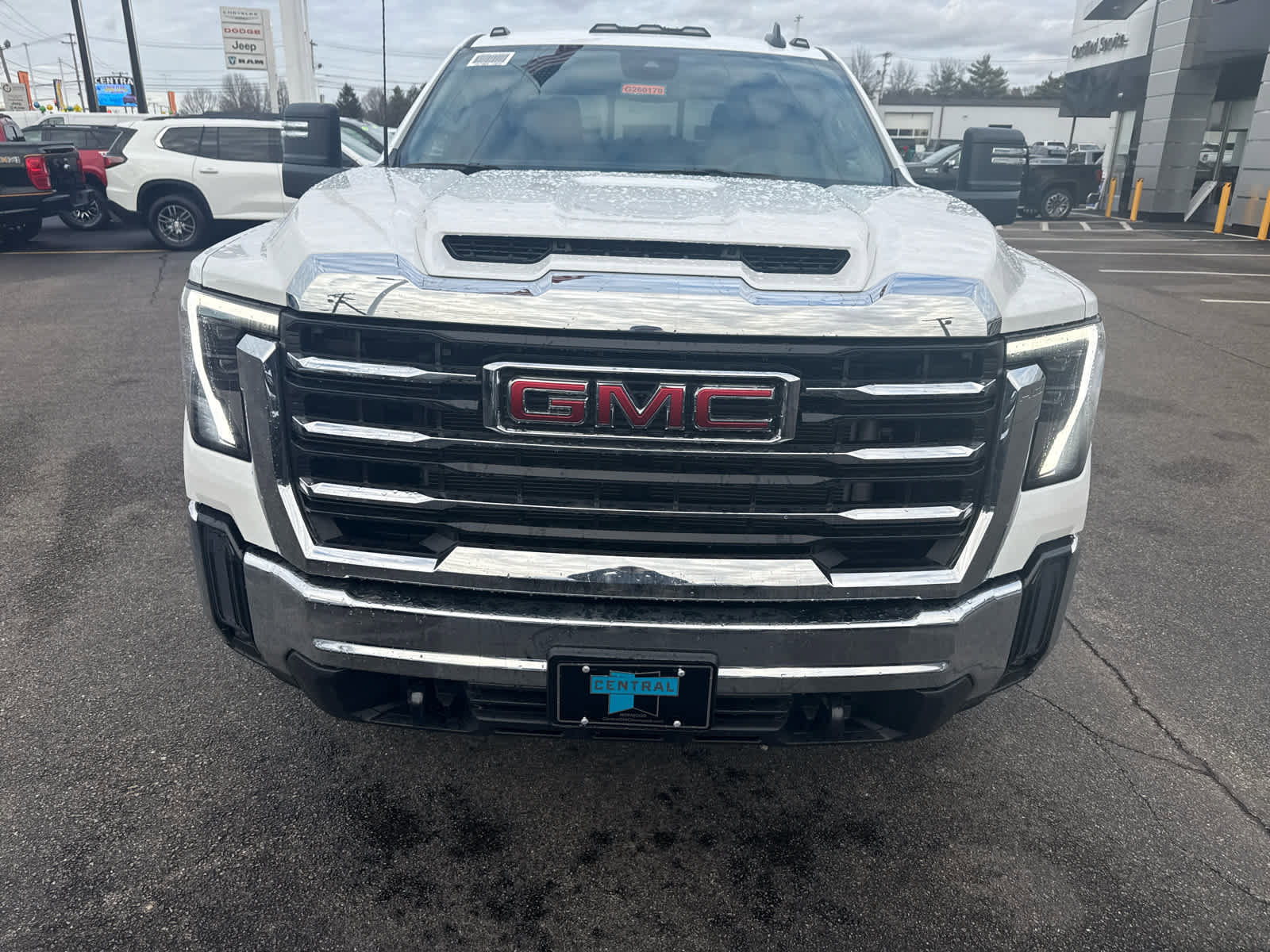 New 2026 GMC Sierra 2500 SLE w/ SLE Value Package; image 2
